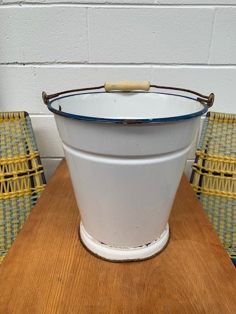 Vintage Hungarian  Enamel Water Bucket  #5298 Byron