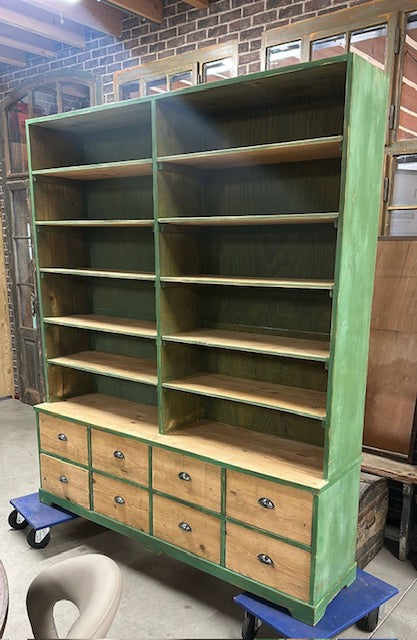 Vintage Wooden Display Cabinet    #N11.  *Read Info*. Next Container - June
