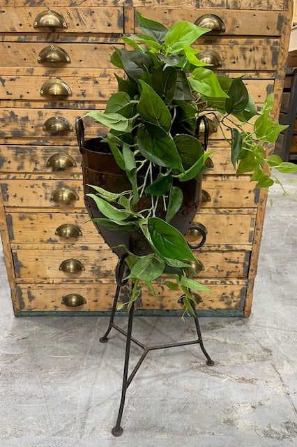 Metal  Planter   #7237