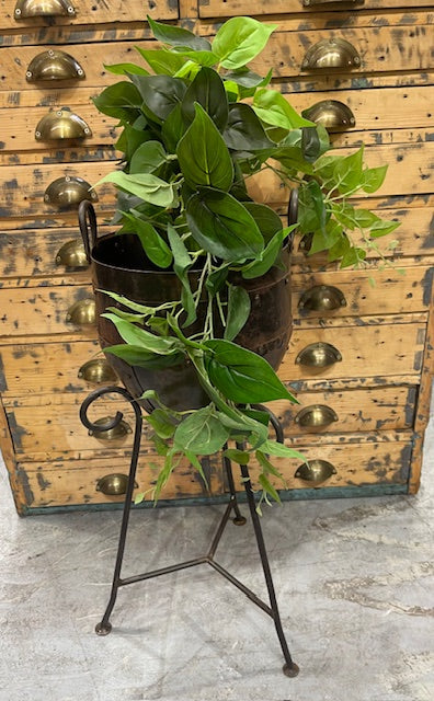 Metal  Planter   #7239