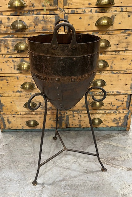 Metal  Planter   #7239