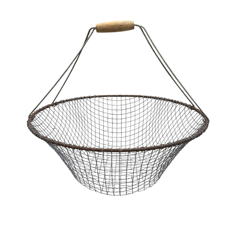 Vintage Wire Carry Basket #7231