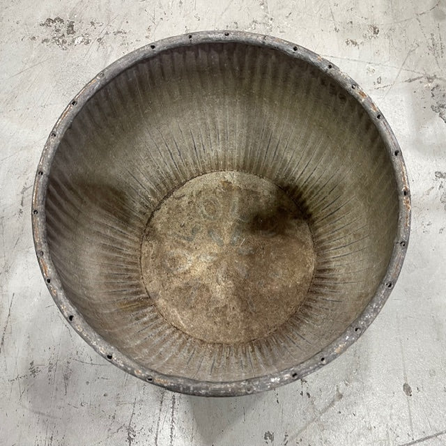 Vintage  English Galvanized Dolly  Tub #7258