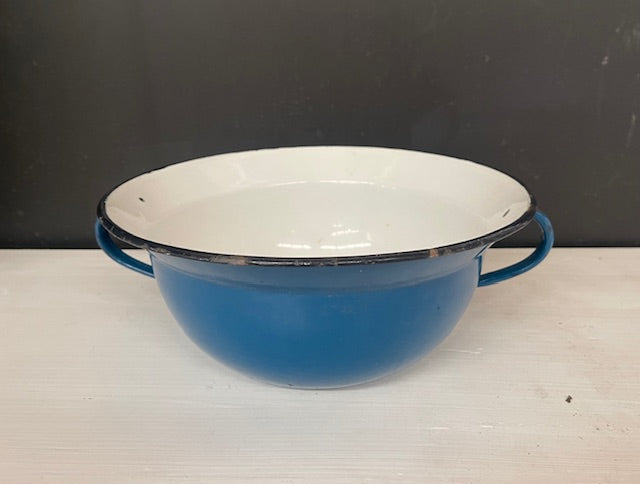 Vintage European Enamel Bakers Bowls with Handles #7335
