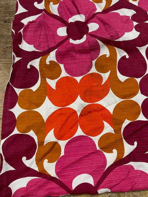 1970s  Curtain/ Fabric  #F1189  *Read Info*