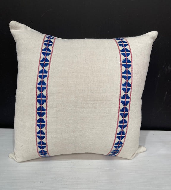 Vintage Hungarian Linen  Pillow #7377