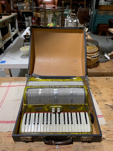 Vintage Italian Accordian    #5270