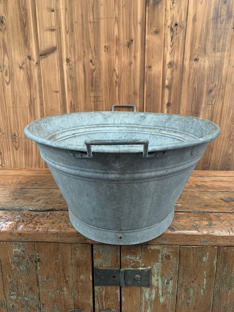 Vintage  European Galvanized Wash Tub #5461