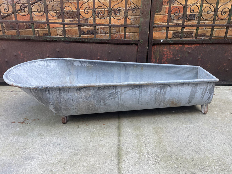Vintage 1940s  Galvanized Bath Tub #6863
