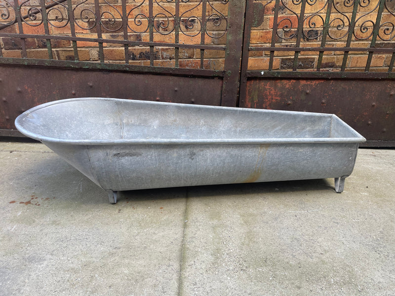 Vintage 1940s  Galvanized Bath Tub #6864