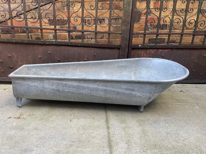 Vintage 1940s  Galvanized Bath Tub #6864