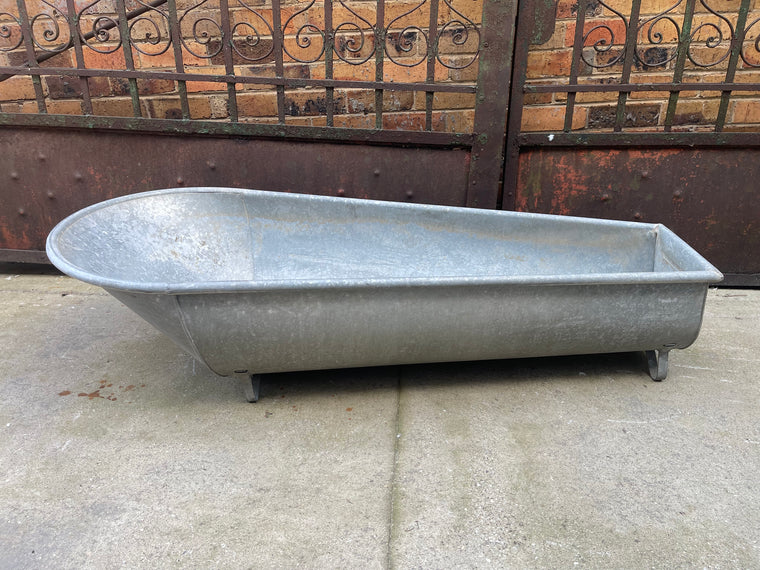 Vintage 1940s  Galvanized Bath Tub #6865