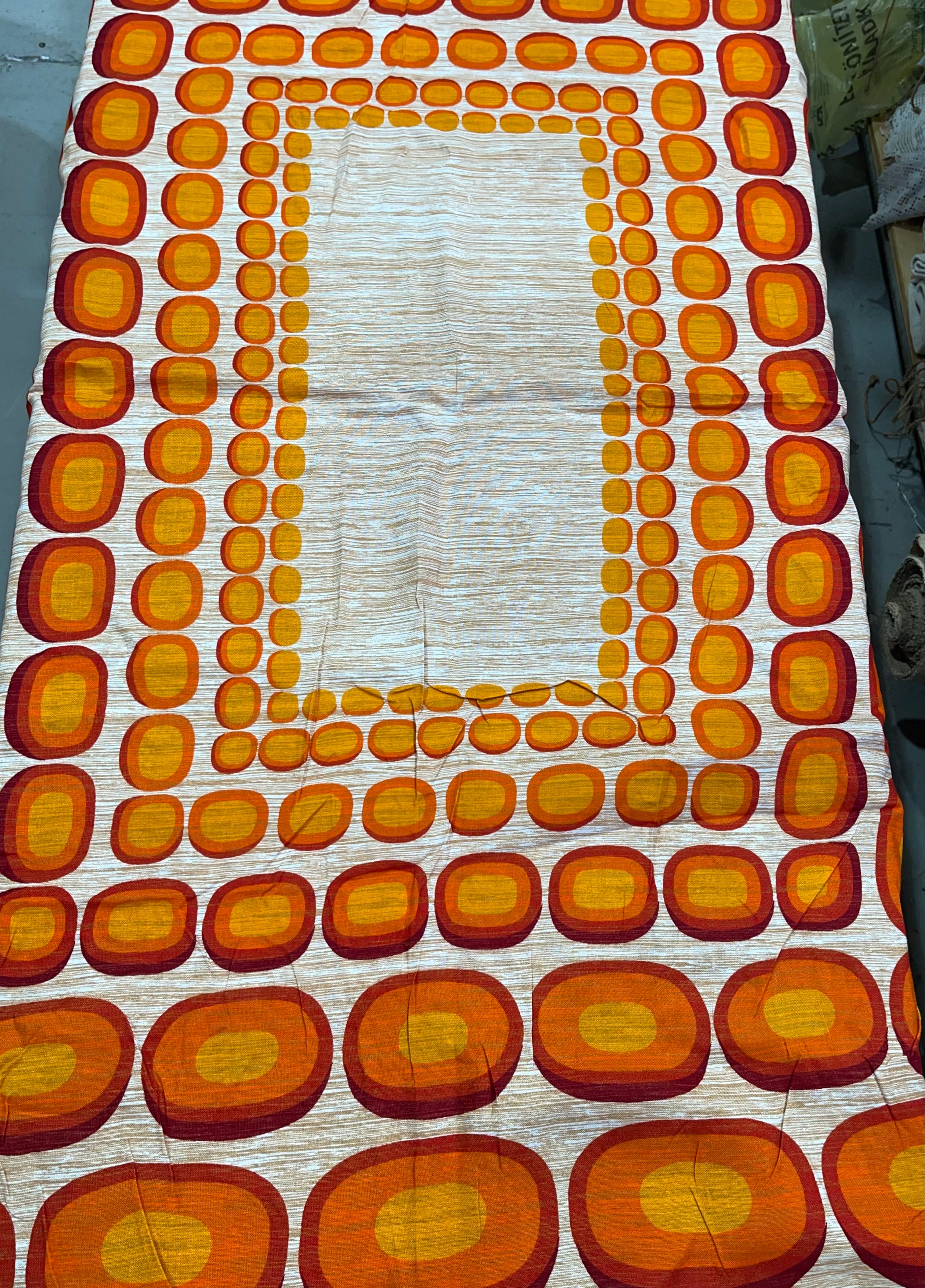 1970s  Table Cloth #F703 *Read Info*