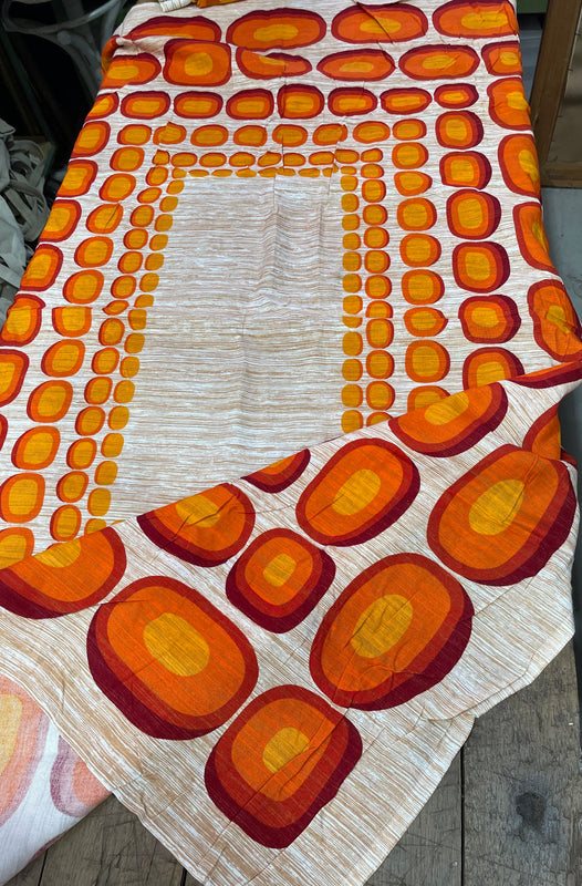1970s  Table Cloth #F703 *Read Info*
