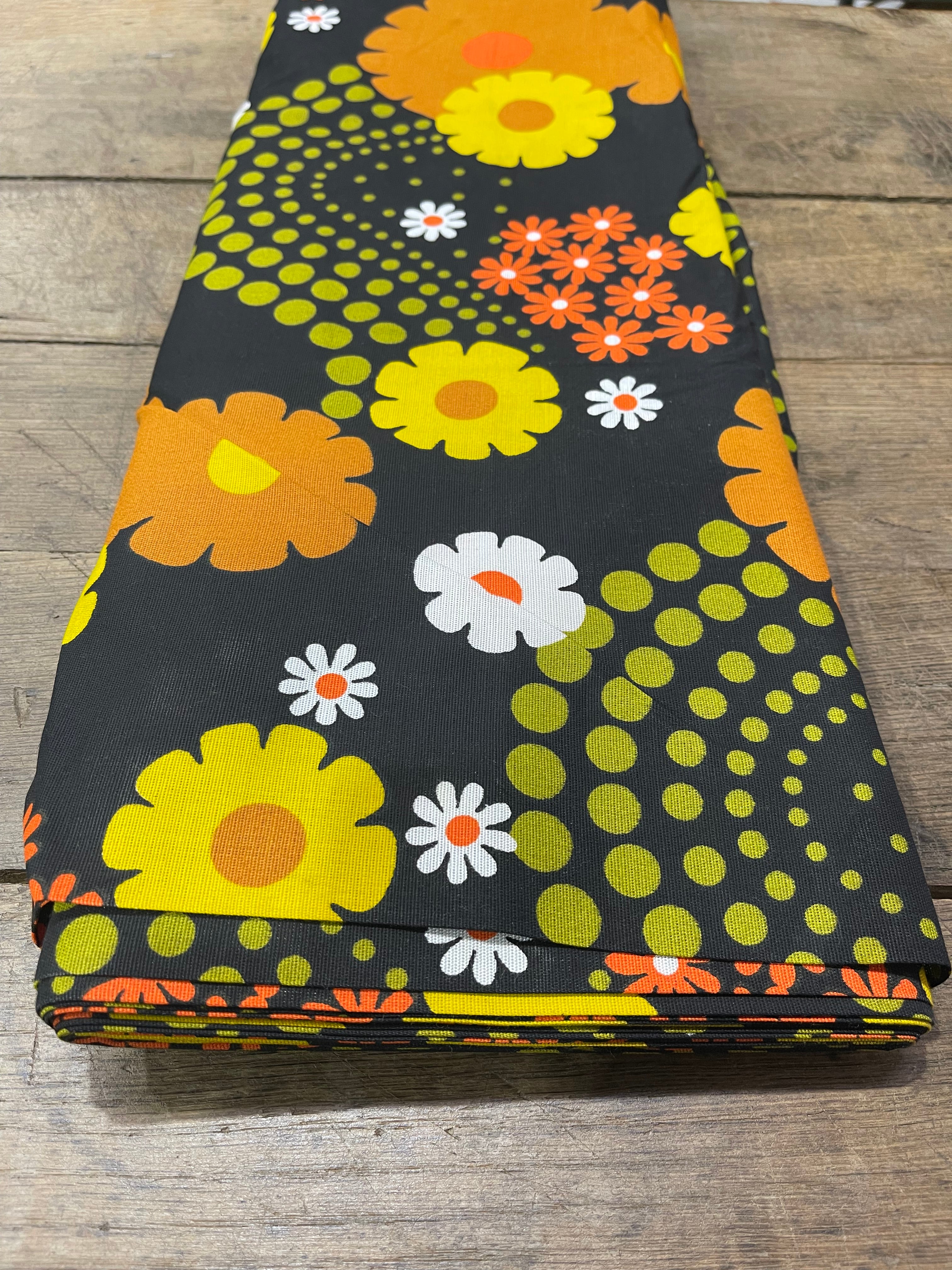 NEW - OLD 1970s Fabric  #F722  *Read Info*