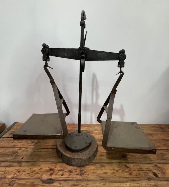 Vintage Balancing  Scale  #6955