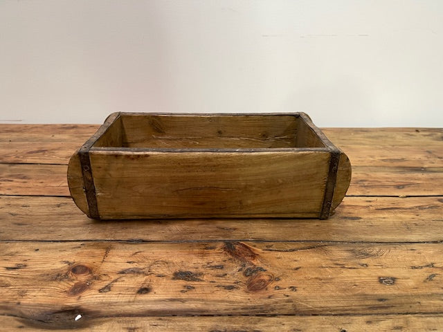 Vintage  Wooden Crate/Brick Mould  #6975