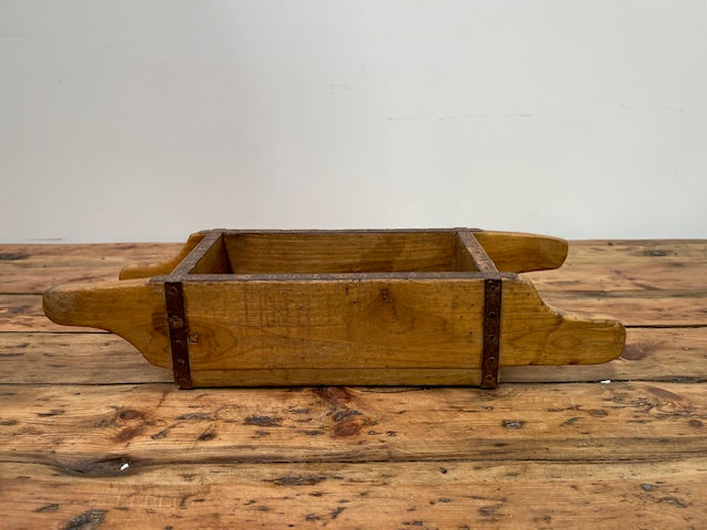 Vintage  Wooden Crate/Brick Mould with Handles   #6983