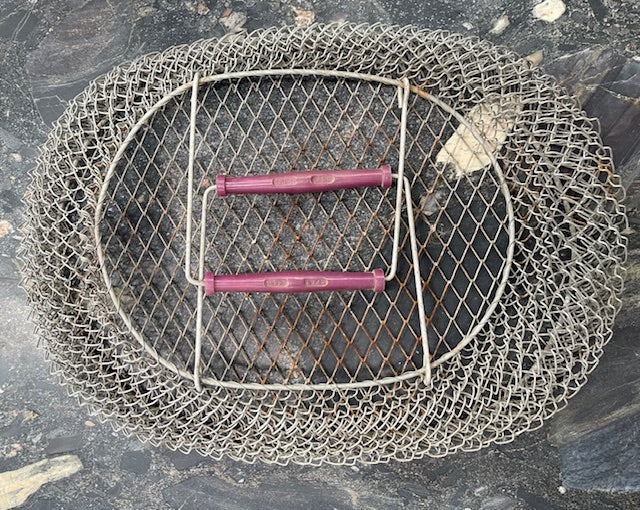 Vintage European Collapsible Egg Basket  #6990