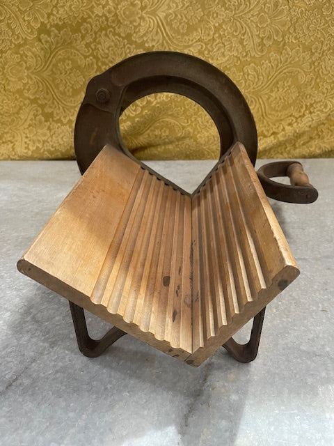 Rustic  European  Bread Slicer  #5913