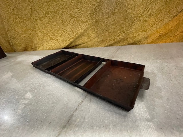 Vintage Metal Baking Tin #6015  Byron