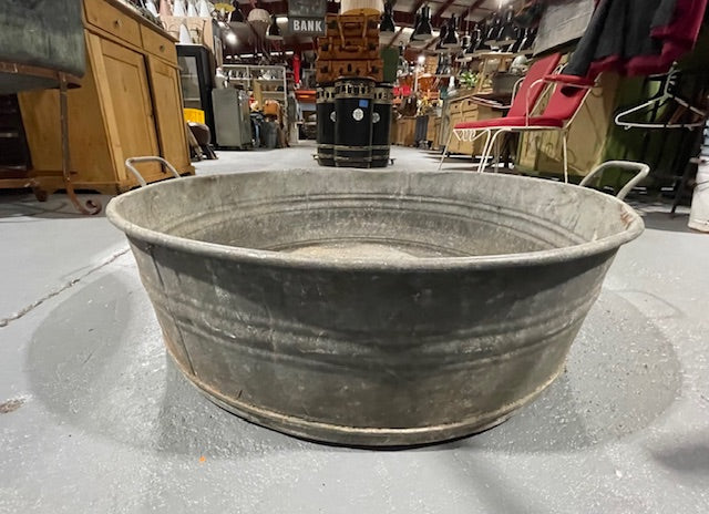 Vintage  European Galvanized Wash Tub #5933