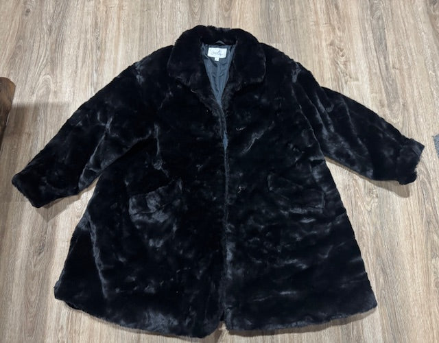 Faux Fur Mid Lenght Coat #VS35