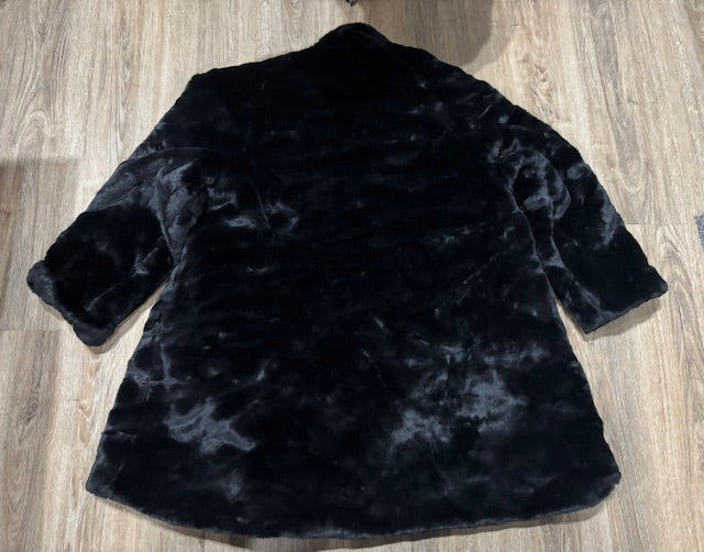 Faux Fur Mid Lenght Coat #VS35