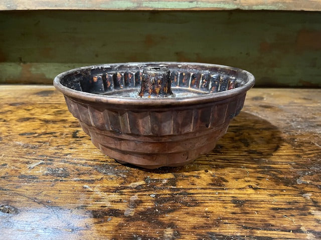 Vintage Tin Cake Baking  Pan  #6078