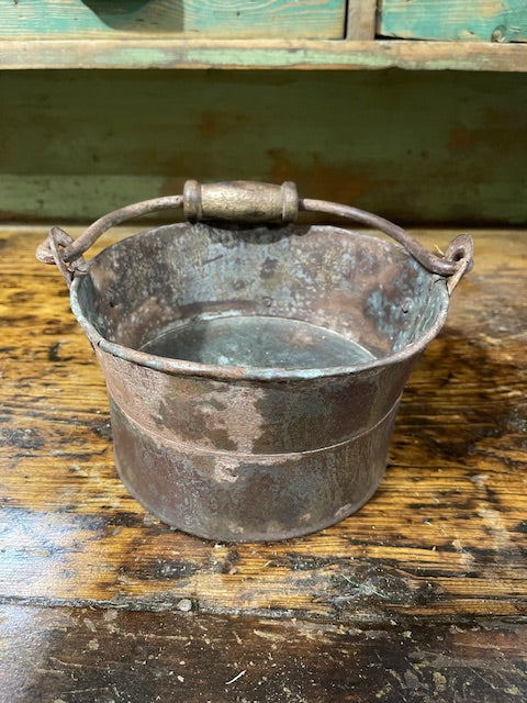 Metal Bucket    #6085