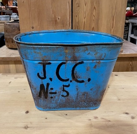 Rustic Metal Bucket    #6115