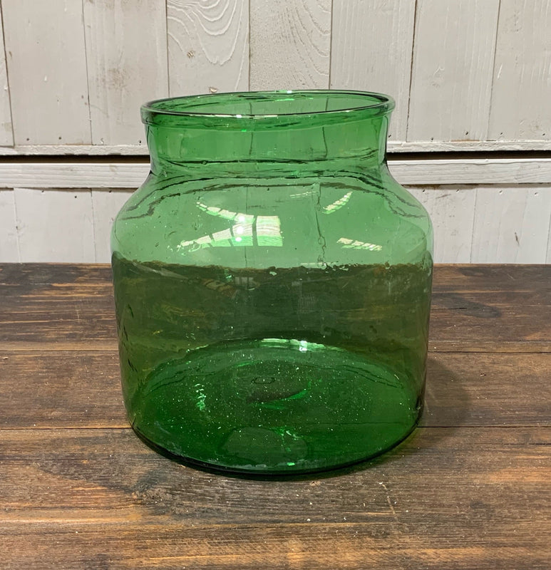 Vintage Romanian Green Glass Vase  #5604  Byron