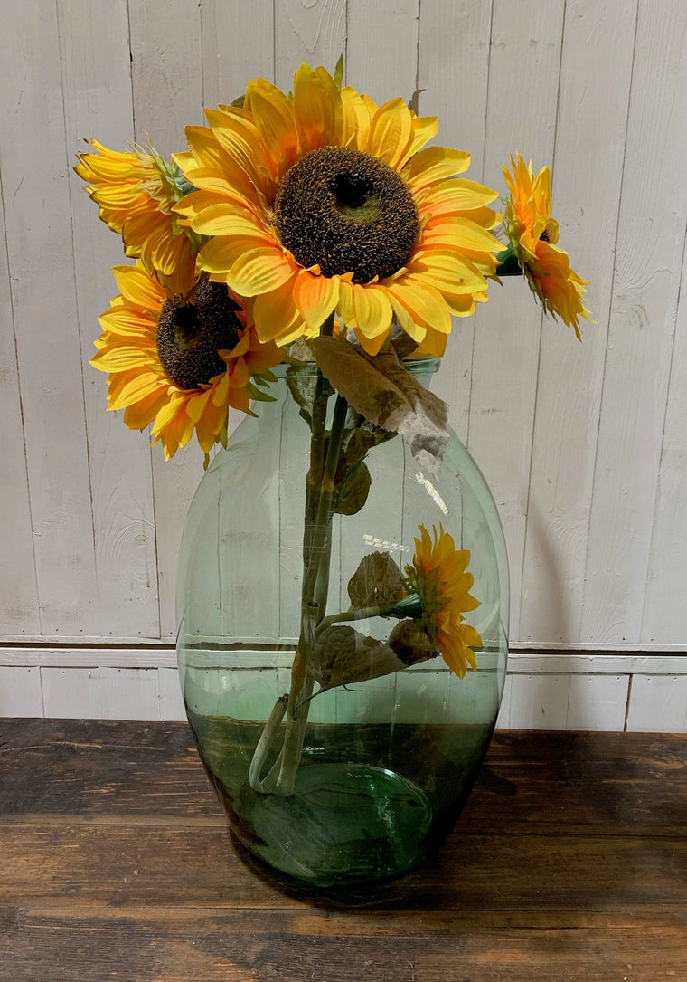 Vintage Romanian Light Green  Glass Vase  #5632  Byron