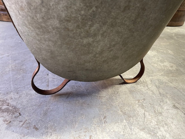 Vintage 1940s  Galvanized Bath Tub #7100