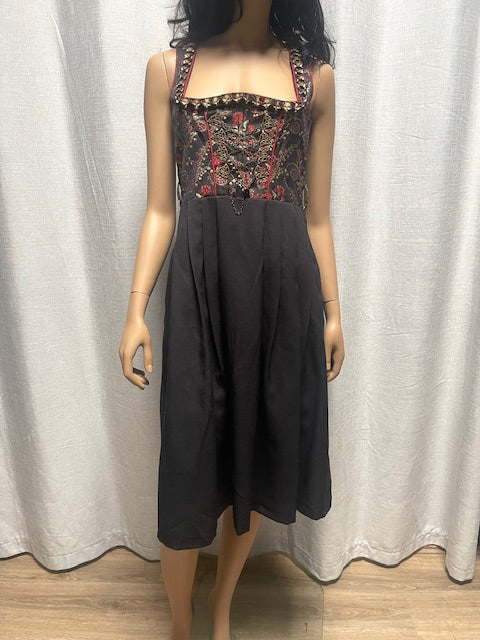 October Fest  Dirndl  Dress #W119  Includes  AUS POSTAGE