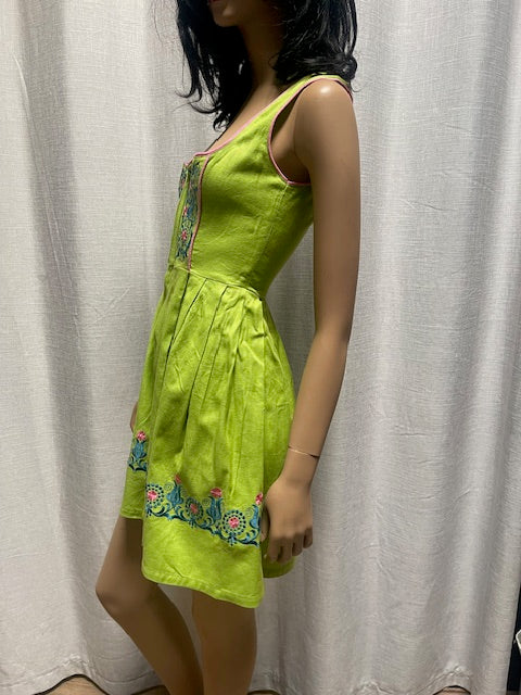 October Fest  Dirndl  Dress #W122  Includes  AUS POSTAGE