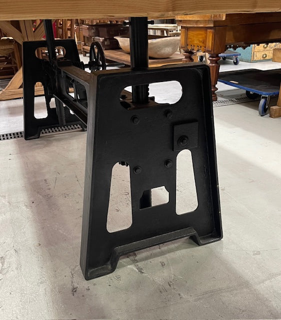 Wooden Top, Wind Up Cast Iron  Base Table  #7136