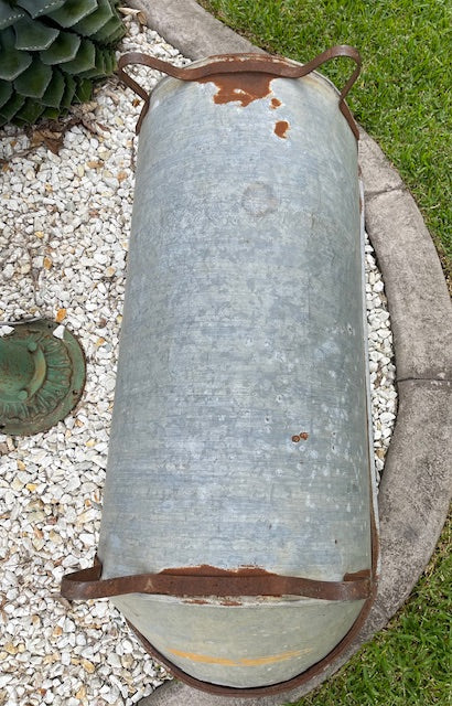 Vintage 1940s  Galvanized Bath Tub #7145. *Byron - Call for info*