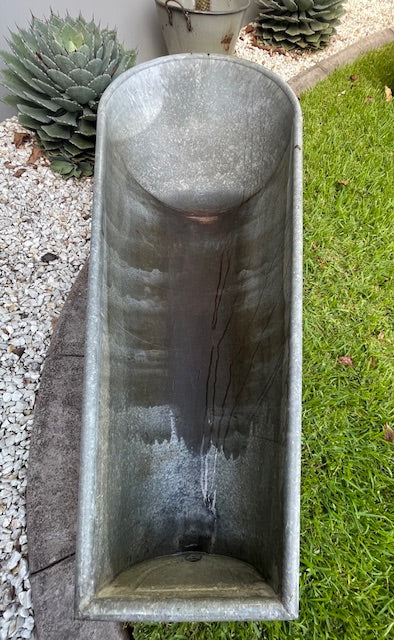 Vintage 1940s  Galvanized Bath Tub #7152  *Byron - Call for info*