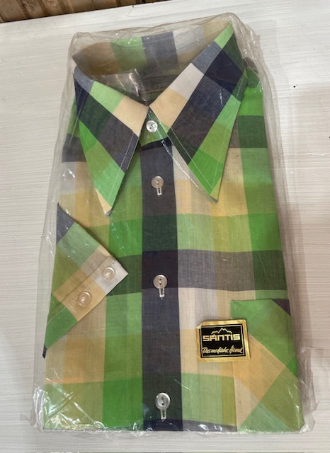 Mens Vintage Short Sleeve Shirt  #VS21. (Unopened)