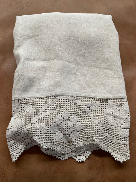 1940s  Linen/Hemp Sheet    #7227 .  (Read Information About This Item)