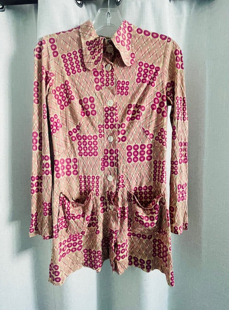 Vintage 1970s Ladies Shirt  #B115 NQR