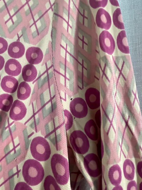Vintage 1970s Ladies Shirt  #B115 NQR