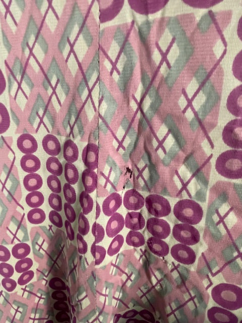 Vintage 1970s Ladies Shirt  #B115 NQR