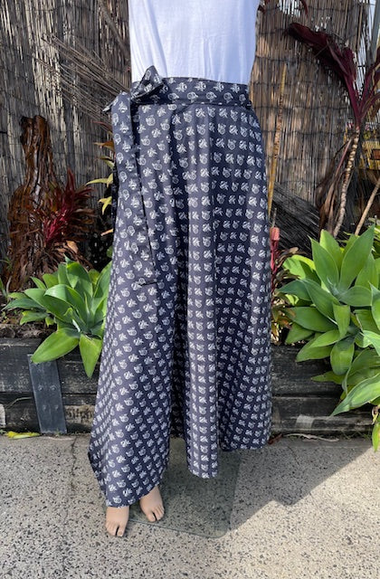 1970s Maxi Skirt  #B155