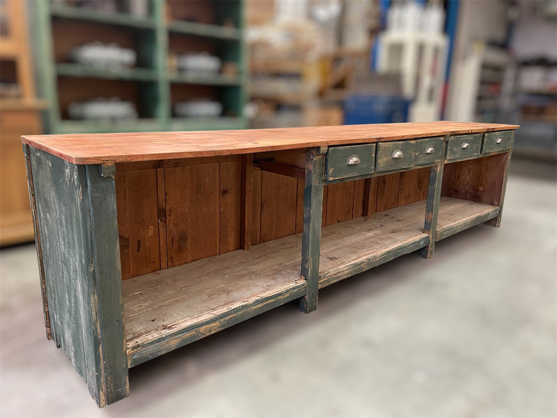 European Shop Counter #6788