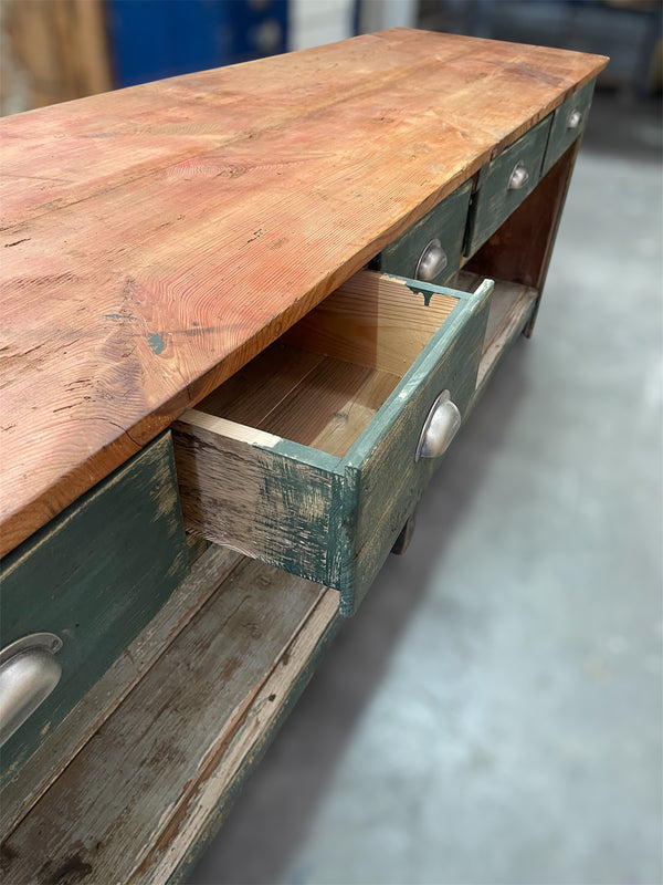 European Shop Counter #6788