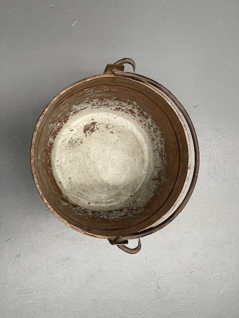Vintage Copper Cauldron  #6020  Byron