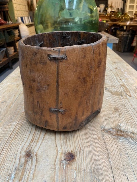 Vintage  Wooden  Bowl /  Planter #6022  Byron