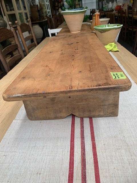 Vintage Wooden Breadboard Serving Table #5183   Byron